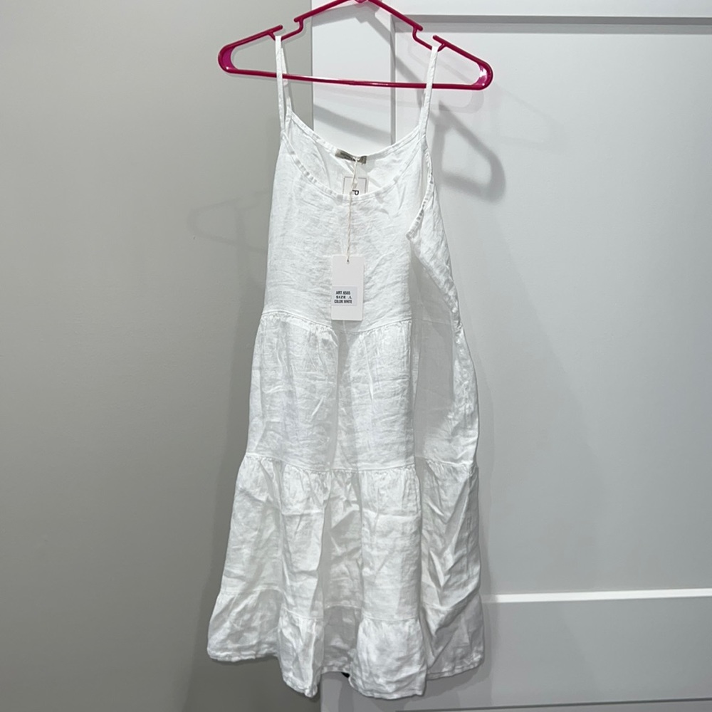 Valentina Naldi swimsuit coverup
